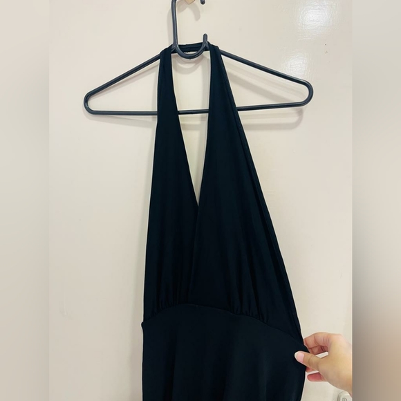Black backless dress - Picture 3 of 4